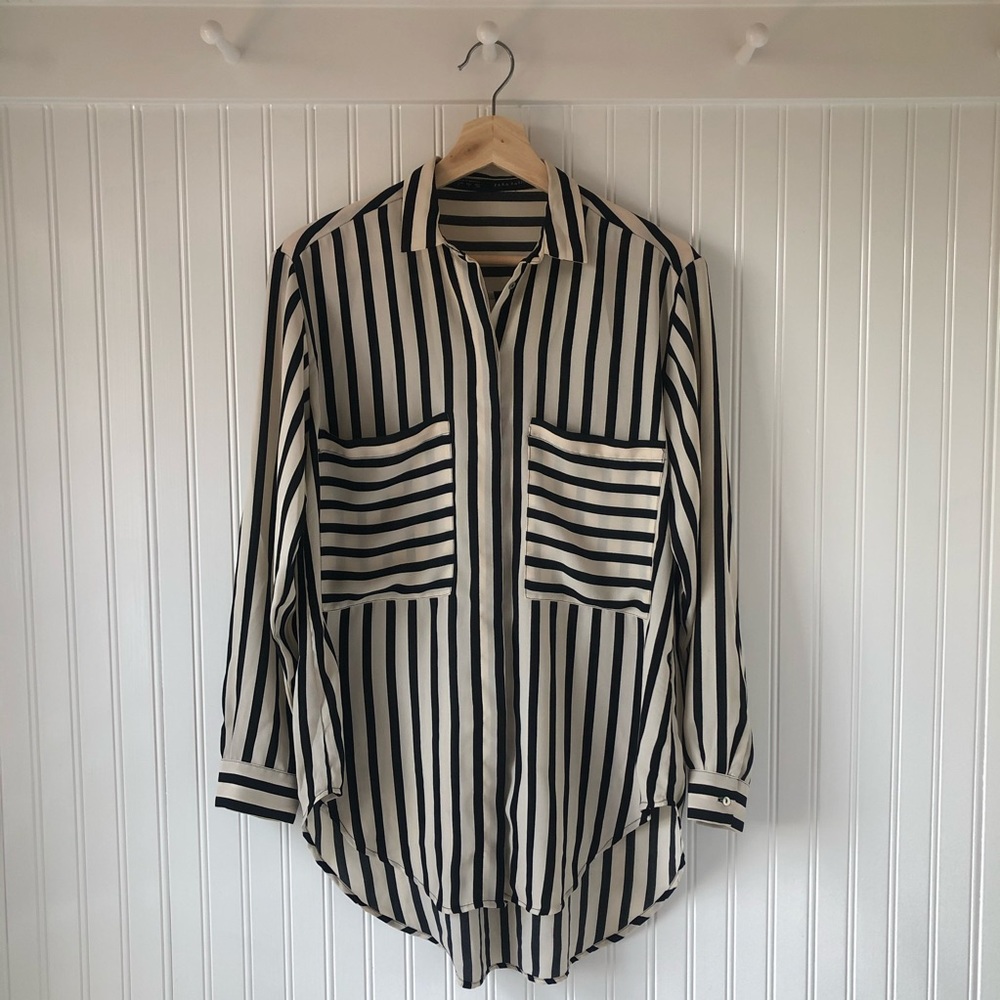 ZARA Black and White loose Striped Blouse tunic